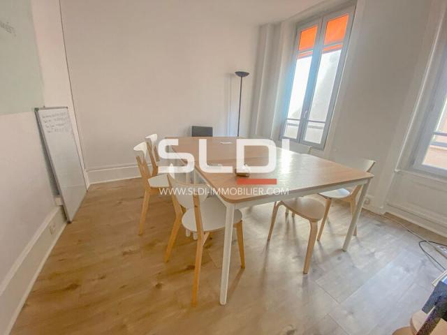 Bureaux A LOUER - LYON - 106 m²