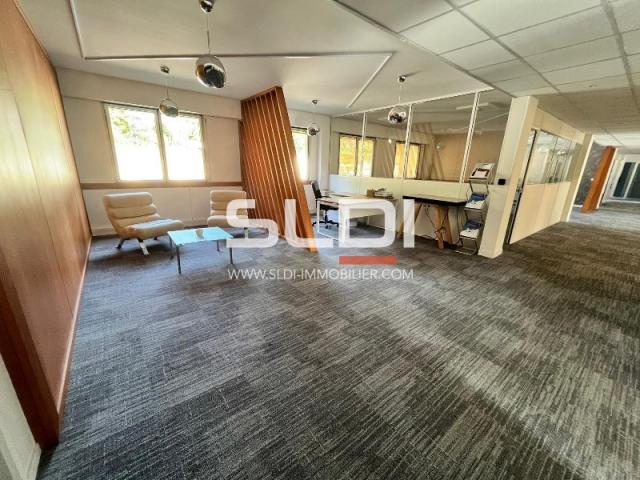 Bureaux A VENDRE - ECULLY - 311 m²