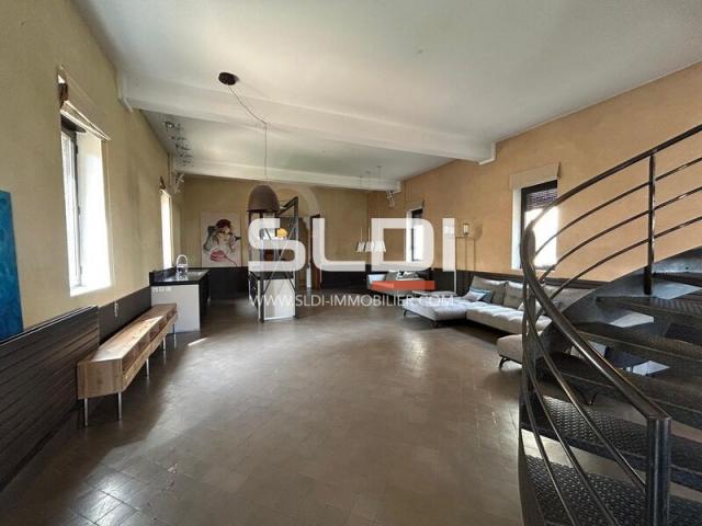 Bureaux A VENDRE - VILLEFRANCHE SUR SAONE - 285 m²