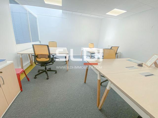 Bureaux A LOUER - LYON - 160 m²