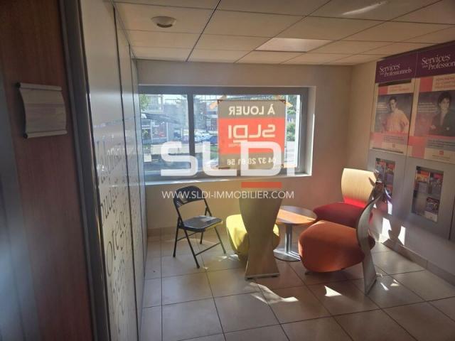 Commerces A LOUER - MACON - 333 m²
