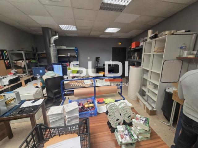 Commerces A LOUER - MACON - 373 m²