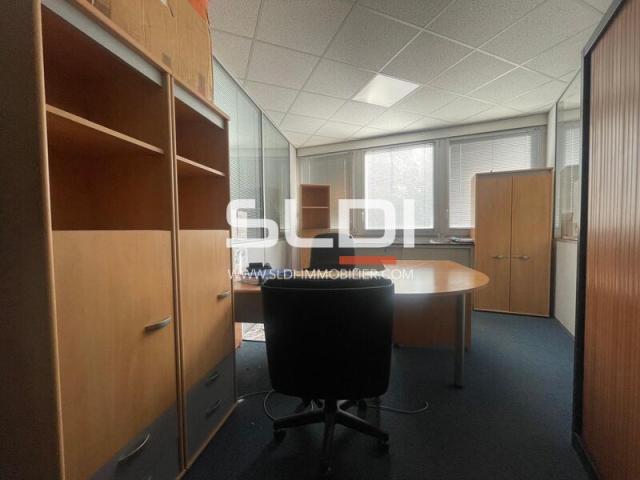 Bureaux A LOUER - ECULLY - 135 m²