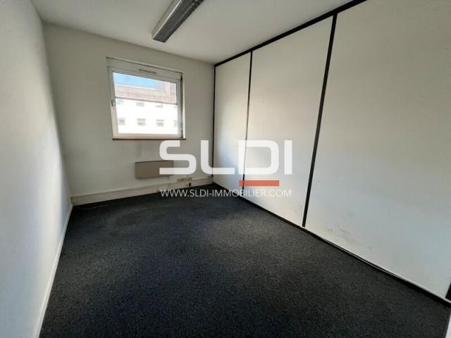 Bureaux A LOUER - LYON - 63 m²