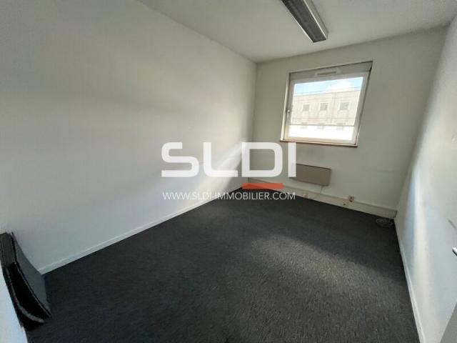 Bureaux A LOUER - LYON - 63 m²