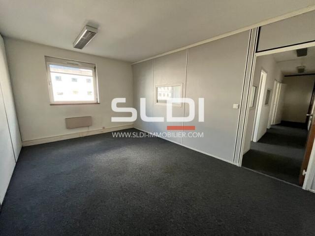 Bureaux A LOUER - LYON - 63 m²