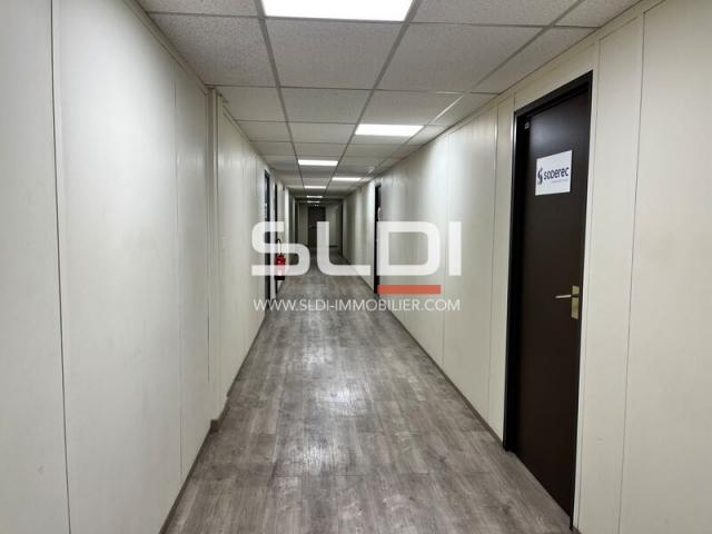 Bureaux A LOUER - LYON - 63 m²