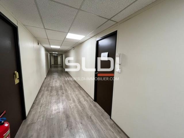 Bureaux A LOUER - LYON - 63 m²