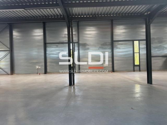 Locaux d'activités A LOUER - BOURGOIN JALLIEU - 1 486 m²
