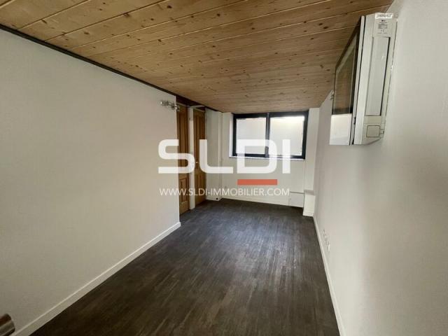 Commerces A LOUER - LYON - 50 m²