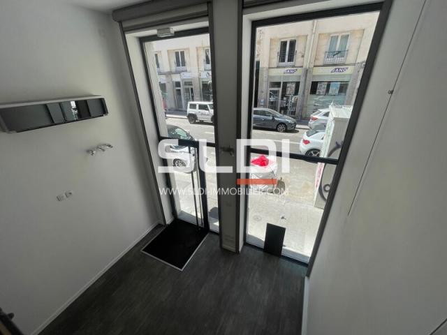 Commerces A LOUER - LYON - 50 m²