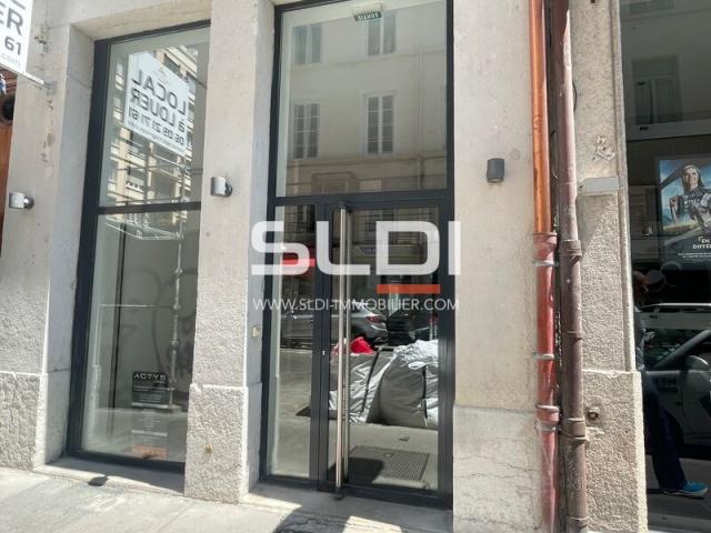 Commerces A LOUER - LYON - 44 m²