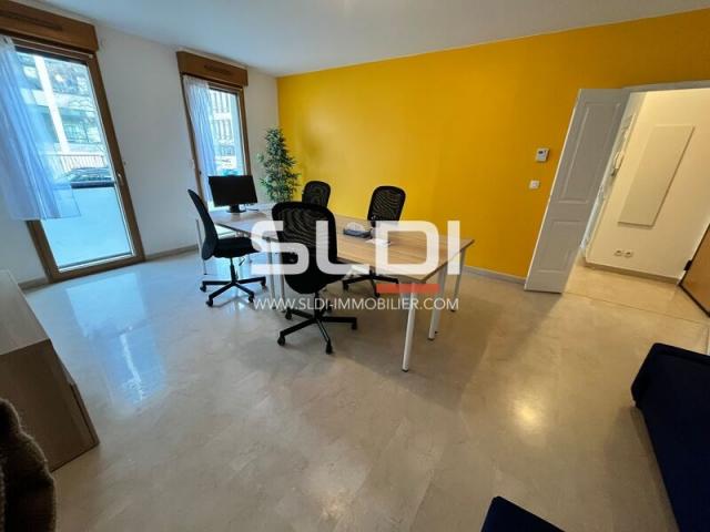 Bureaux A VENDRE - LYON - 54 m²