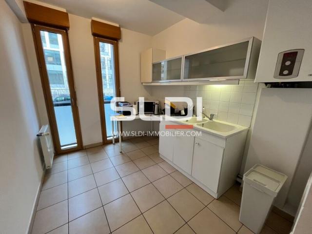 Bureaux A VENDRE - LYON - 54 m²