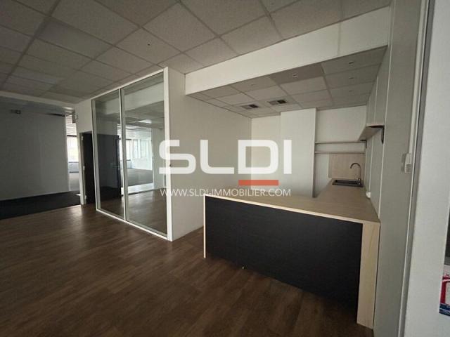 Bureaux A VENDRE - SAINT DIDIER AU MONT D'OR - 200 m²