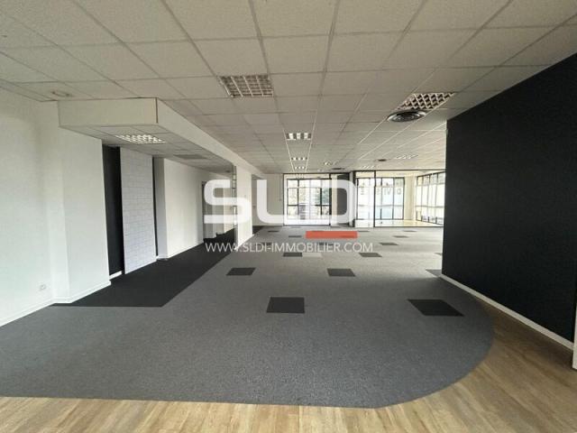 Bureaux A VENDRE - SAINT DIDIER AU MONT D'OR - 200 m²