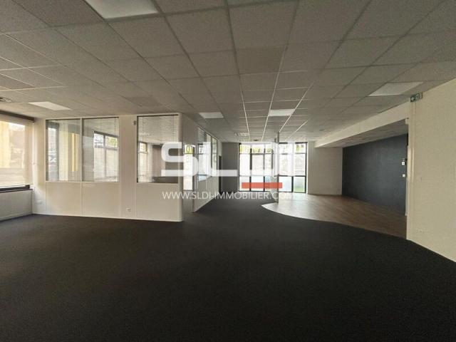 Bureaux A VENDRE - SAINT DIDIER AU MONT D'OR - 200 m²