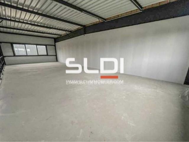 Locaux d'activités A VENDRE - FRANS - 538 m²