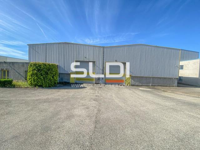 Locaux d'activités A LOUER - BELIGNEUX - 3 480 m²