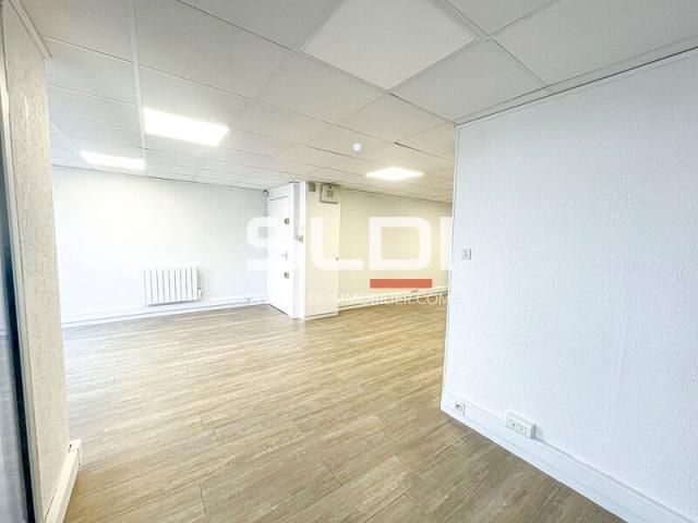 Bureaux A VENDRE OU A LOUER - LYON - 65 m²