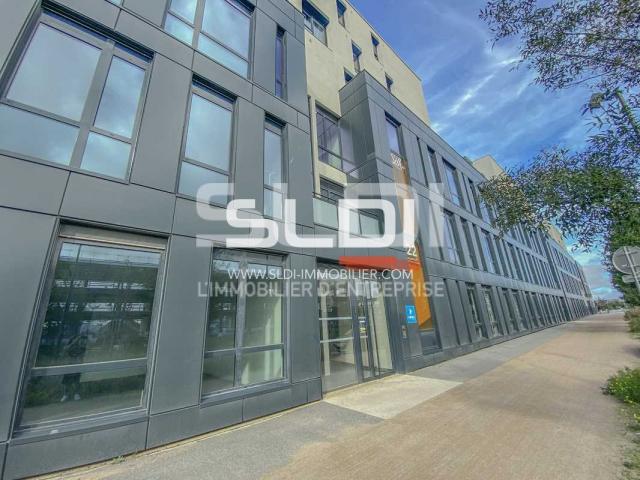Bureaux A LOUER - VAULX EN VELIN - 234 m²