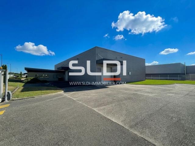 Locaux d'activités A LOUER - VOURLES - 870 m²
