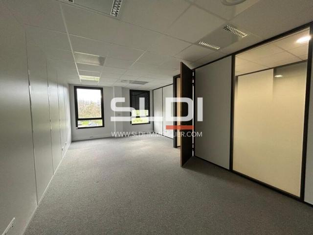 Bureaux A LOUER - LIMONEST - 603 m²