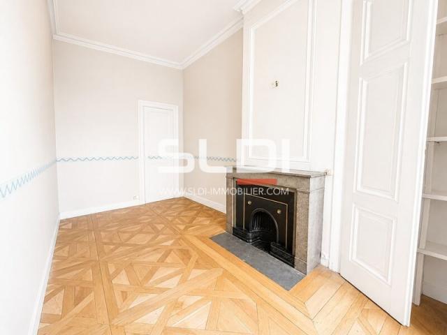 Bureaux A VENDRE OU A LOUER - LYON - 82 m²