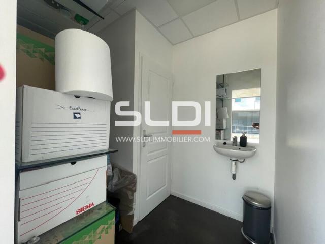 Bureaux A LOUER - SAINT GENIS LAVAL - 160 m²