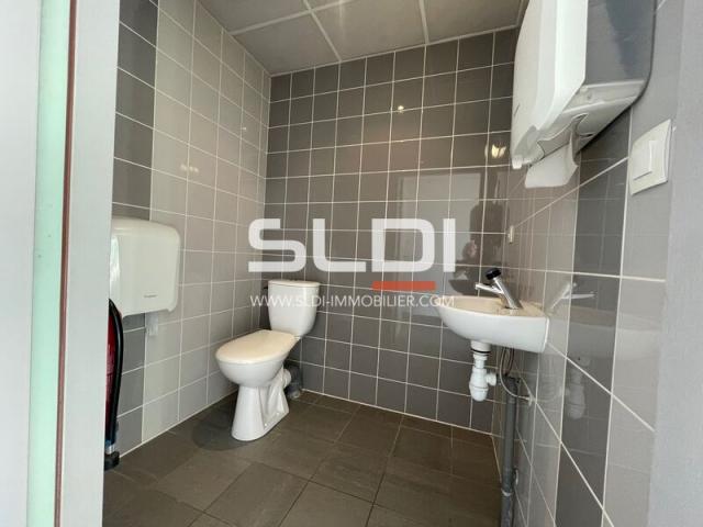 Bureaux A VENDRE - CRAPONNE - 60 m²