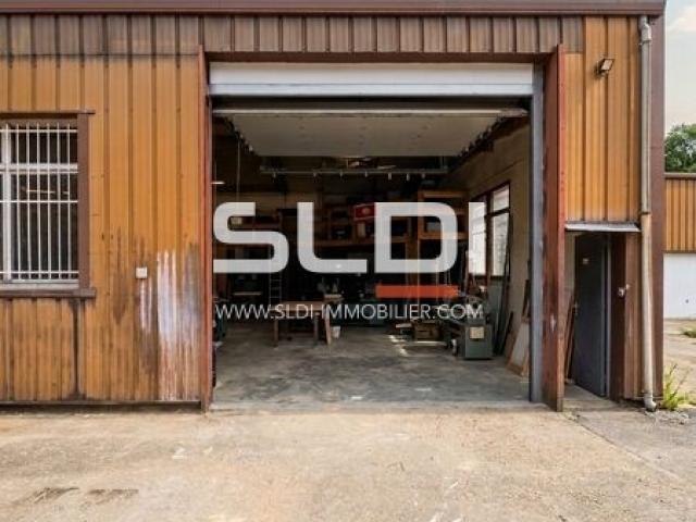 Locaux d'activités A LOUER - SAINT ETIENNE - 520 m²