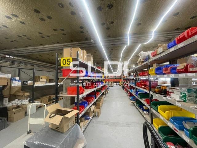 Locaux d'activités A VENDRE - AMBERIEUX - 1 910 m²