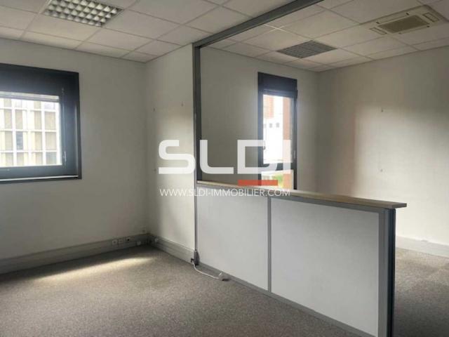 Bureaux A LOUER - LYON - 2 871 m²