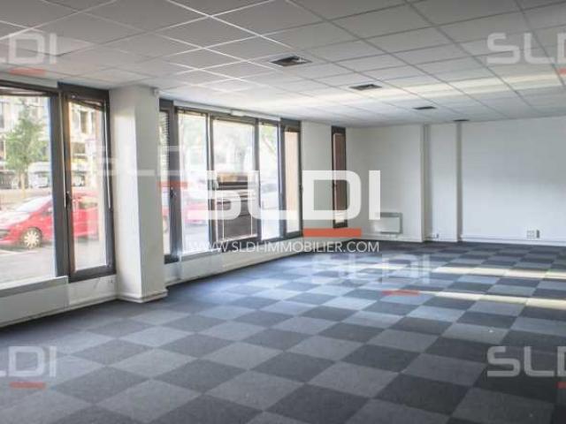Bureaux A LOUER - LYON - 1 787 m²