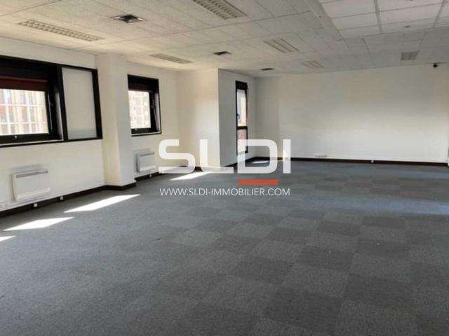 Bureaux A LOUER - LYON - 1 787 m²