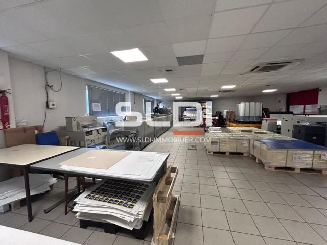 Locaux d'activités A VENDRE - LES ÉCHETS - 4 223 m²