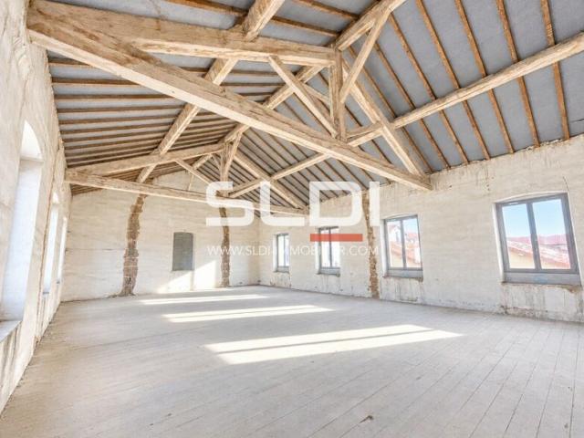 Bureaux A VENDRE - SEREZIN DU RHONE - 983 m²