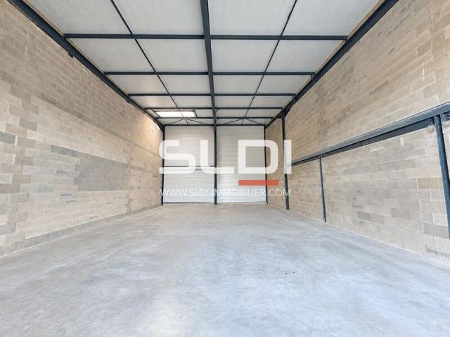 Locaux d'activités A LOUER - TREVOUX - 237 m²