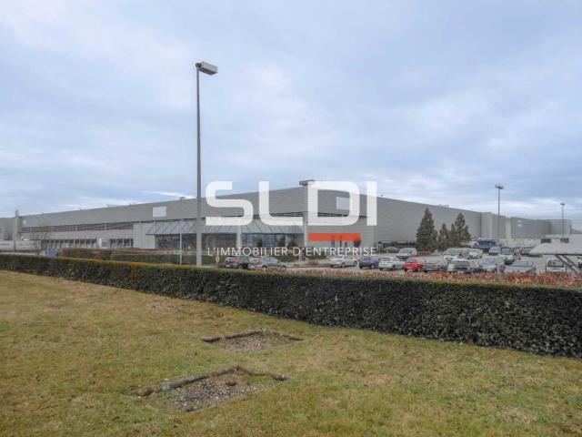 Entrepôts/Messagerie A LOUER - VAULX MILIEU - 6 655 m²