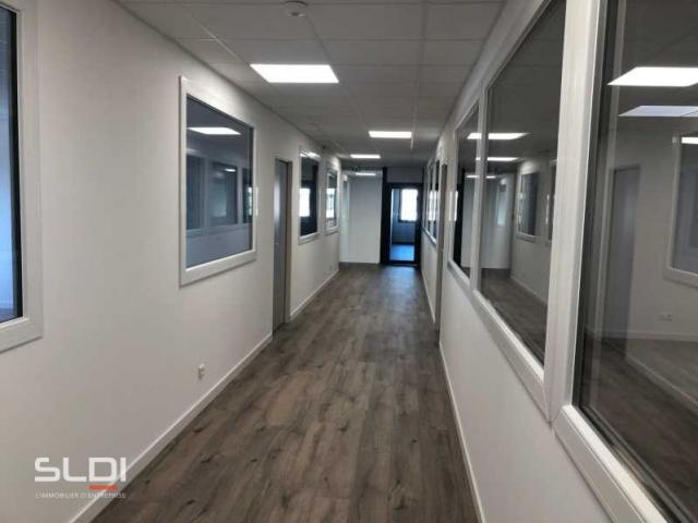Bureaux A LOUER - MEYZIEU - 16 m²