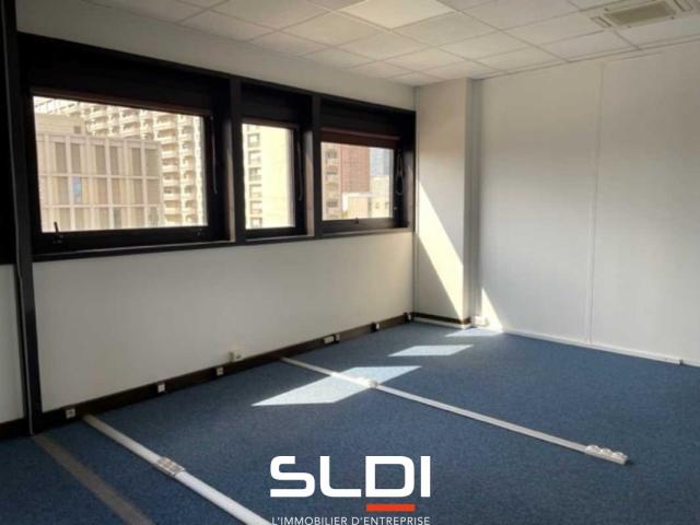 Bureaux A LOUER - LYON - 2 984 m²