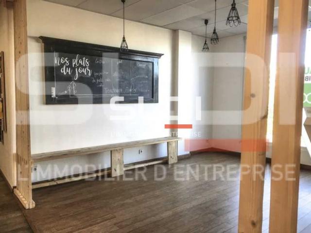 Commerces A LOUER - BOURG EN BRESSE - 350 m²