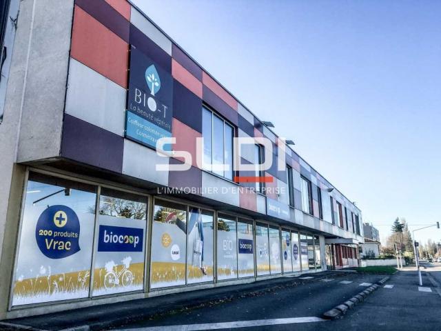 Commerces A LOUER - BOURG EN BRESSE - 350 m²