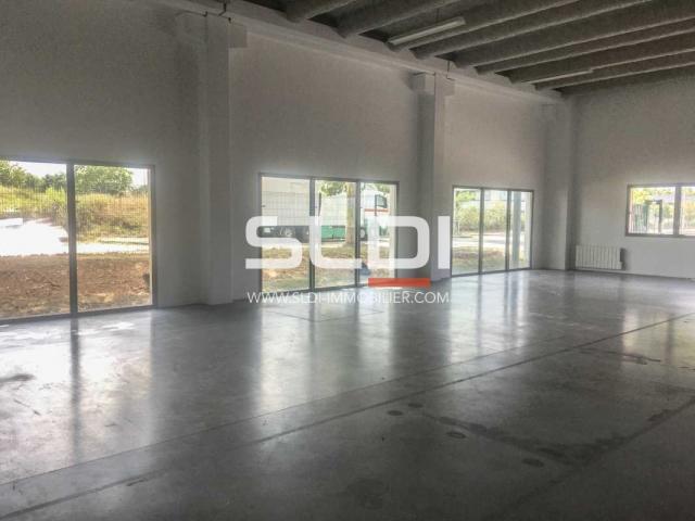 Bureaux A LOUER - SAINT PRIEST - 1 432 m²