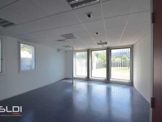 Bureaux A LOUER - VOREPPE - 741 m²
