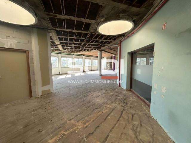 Bureaux A VENDRE OU A LOUER - VILLEFRANCHE SUR SAONE - 370 m²
