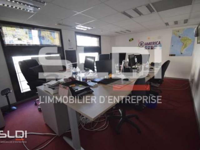 Bureaux A LOUER - LYON - 932 m²