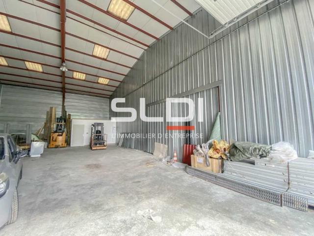 Locaux d'activités A LOUER - AMBERIEU EN BUGEY - 200 m²