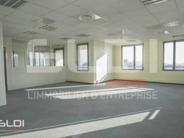 Bureaux A LOUER - VILLEFRANCHE SUR SAONE - 557 m²