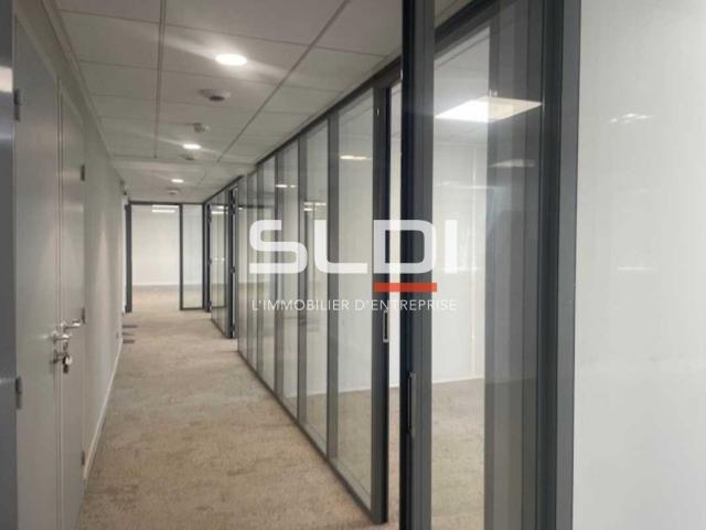 Bureaux A VENDRE - LYON - 3 147 m²